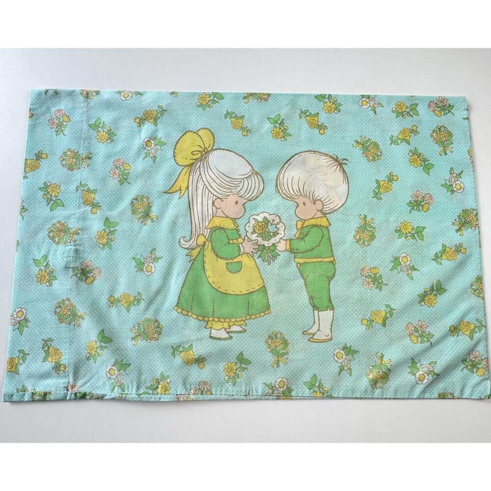 Vintage 70s single pillowcase, juvenile, little boy & girl with bouquet, Wolfpit